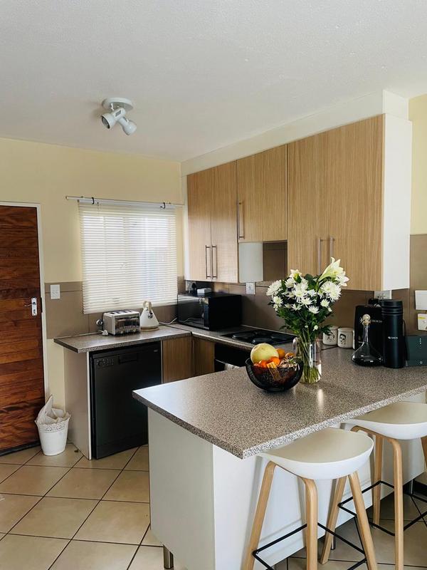 To Let 2 Bedroom Property for Rent in Stone Ridge Gauteng