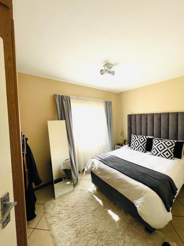 To Let 2 Bedroom Property for Rent in Stone Ridge Gauteng