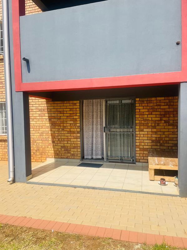 To Let 2 Bedroom Property for Rent in Stone Ridge Gauteng