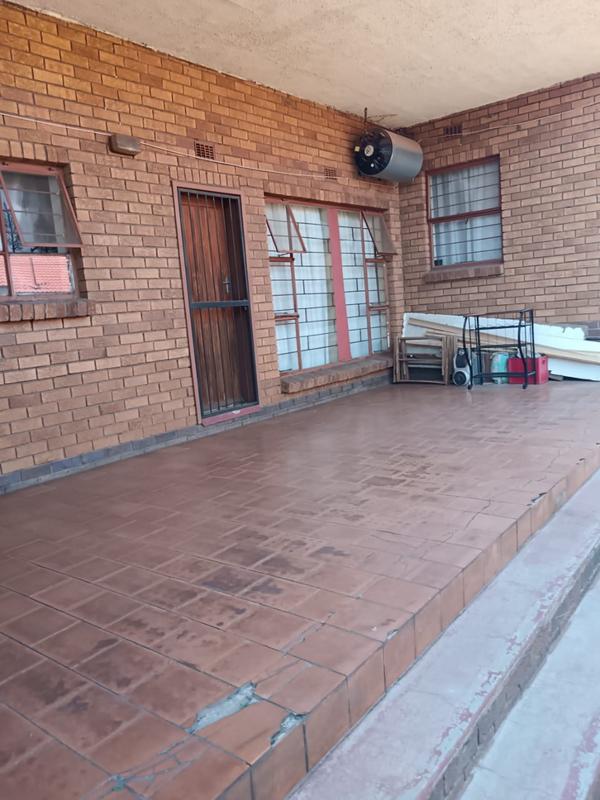 22 Bedroom Property for Sale in Hospital View Gauteng