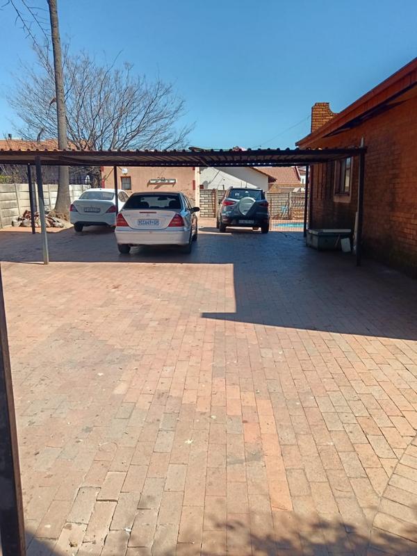 22 Bedroom Property for Sale in Hospital View Gauteng