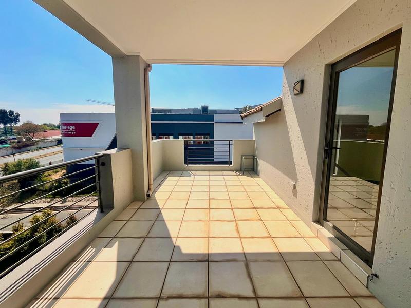 1 Bedroom Property for Sale in Bryanston Gauteng