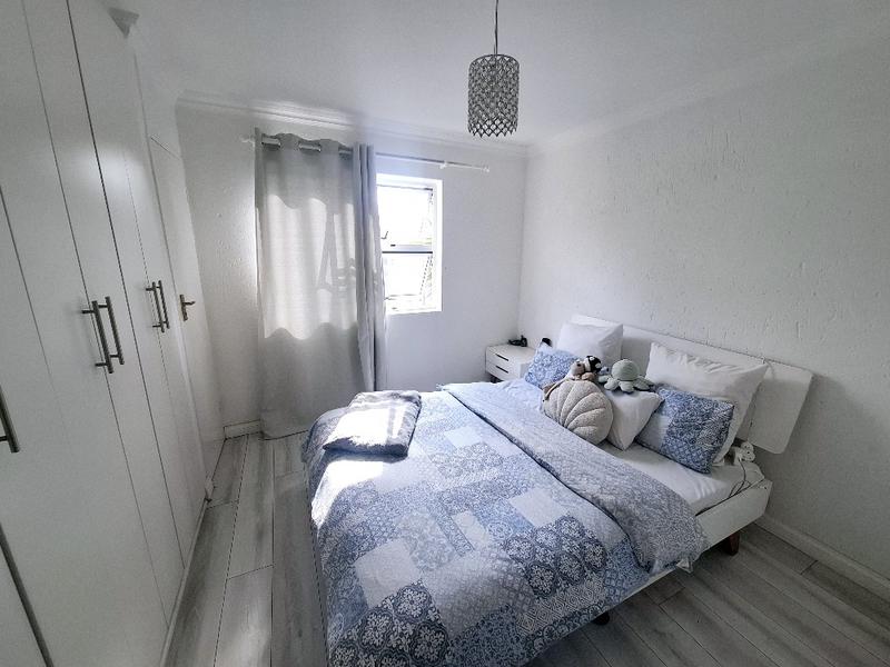 1 Bedroom Property for Sale in New Brighton Gauteng