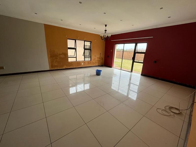 To Let 4 Bedroom Property for Rent in Vanderbijlpark SE 8 Gauteng