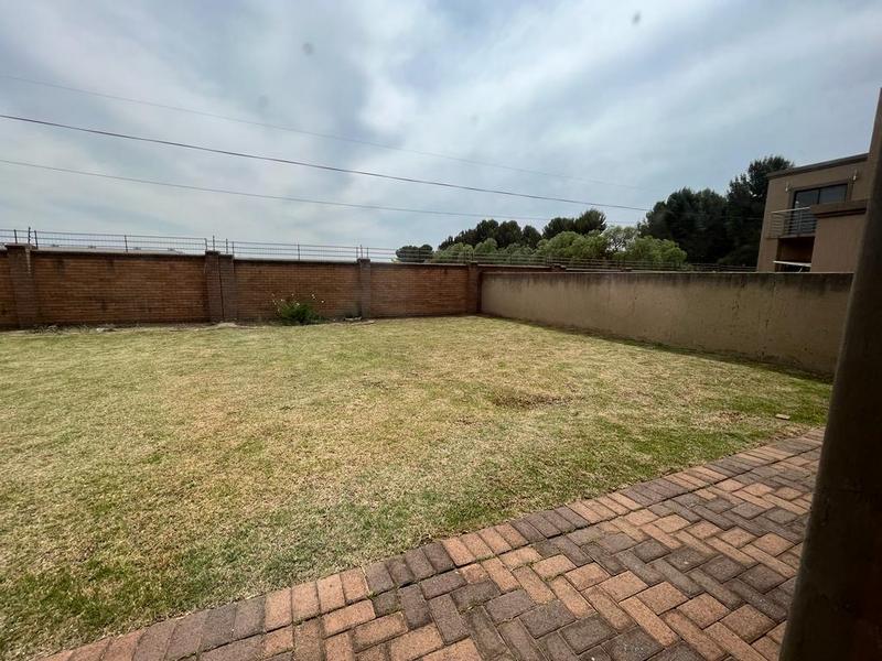 To Let 4 Bedroom Property for Rent in Vanderbijlpark SE 8 Gauteng