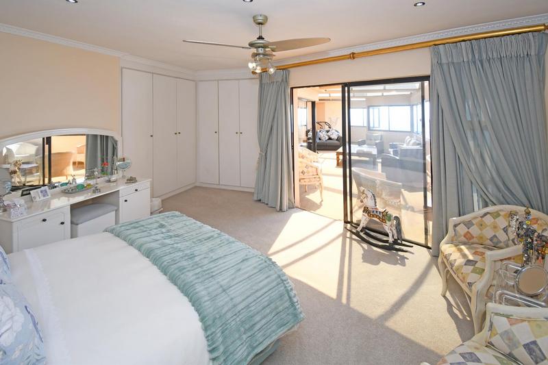 3 Bedroom Property for Sale in Helderkruin View Gauteng