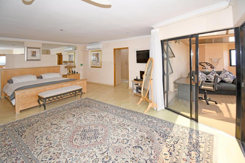 3 Bedroom Property for Sale in Helderkruin View Gauteng