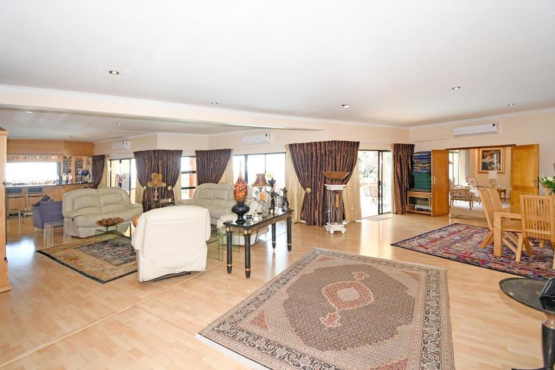 3 Bedroom Property for Sale in Helderkruin View Gauteng