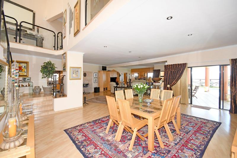 3 Bedroom Property for Sale in Helderkruin View Gauteng
