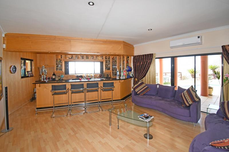3 Bedroom Property for Sale in Helderkruin View Gauteng