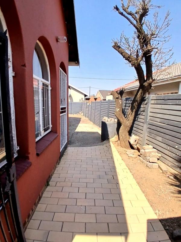 3 Bedroom Property for Sale in Ennerdale Gauteng