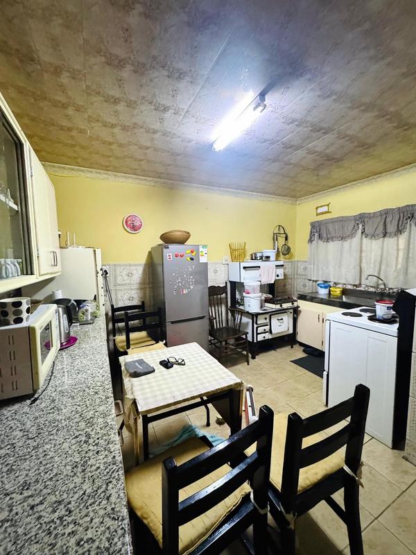 2 Bedroom Property for Sale in Chiawelo Gauteng