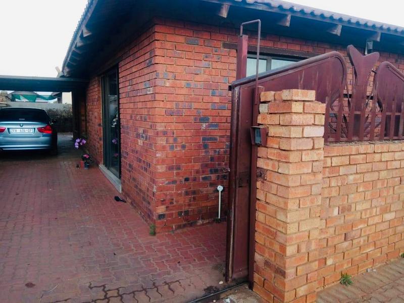 3 Bedroom Property for Sale in Doornkop Gauteng