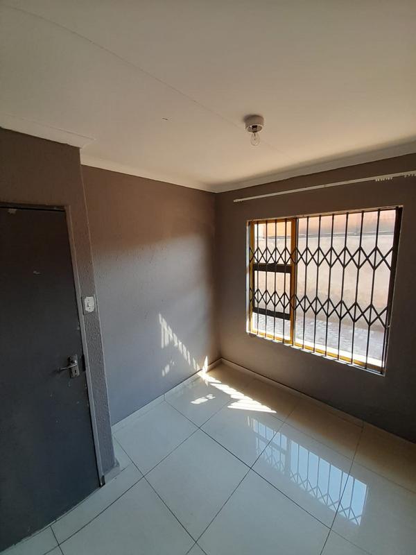 3 Bedroom Property for Sale in Doornkop Gauteng