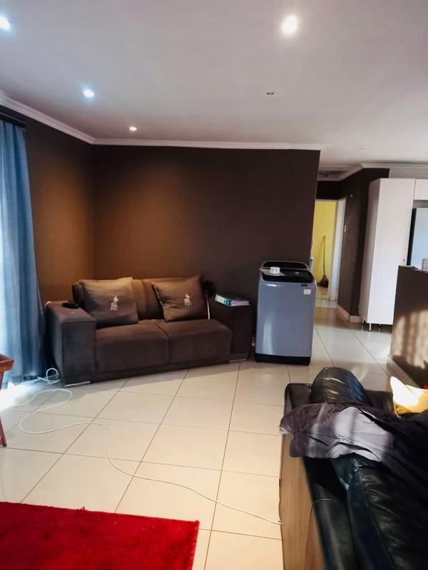 3 Bedroom Property for Sale in Doornkop Gauteng