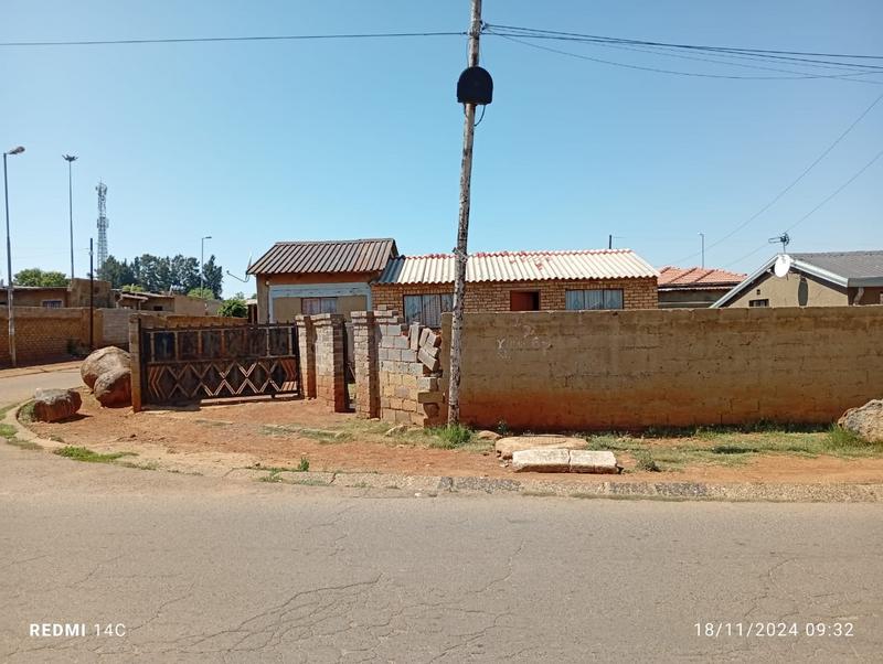 2 Bedroom Property for Sale in Emdeni Gauteng