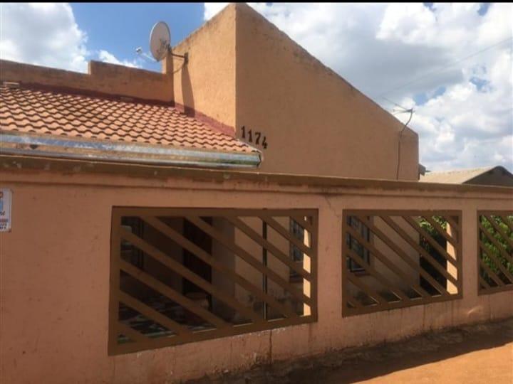 3 Bedroom Property for Sale in Jabavu Gauteng