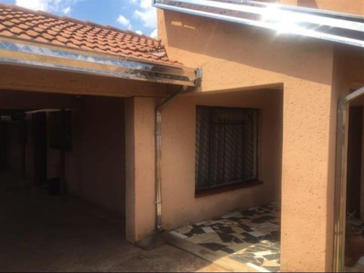 3 Bedroom Property for Sale in Jabavu Gauteng