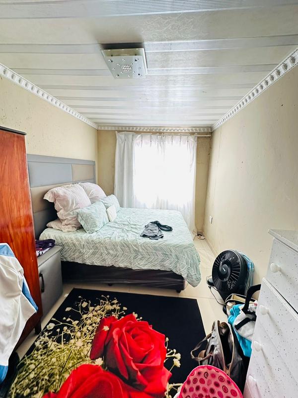 4 Bedroom Property for Sale in Braamfischerville Gauteng