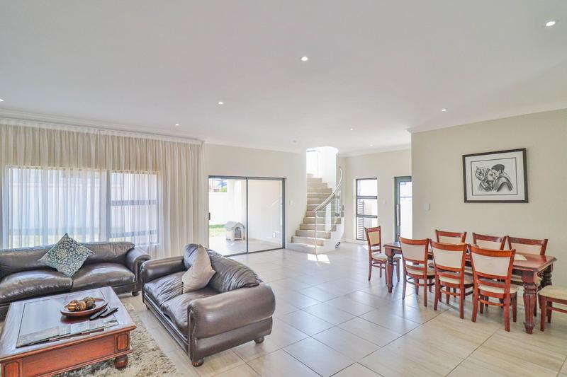 4 Bedroom Property for Sale in Blue Valley Golf Estate Gauteng