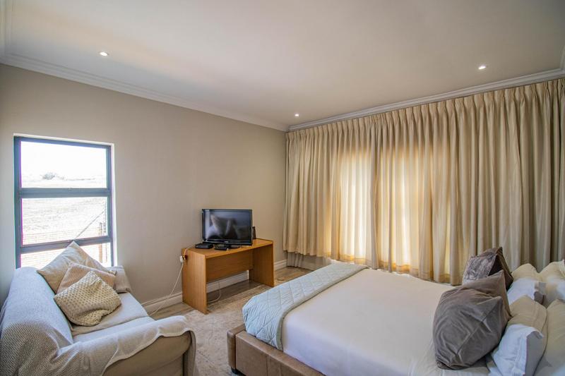 4 Bedroom Property for Sale in Blue Valley Golf Estate Gauteng