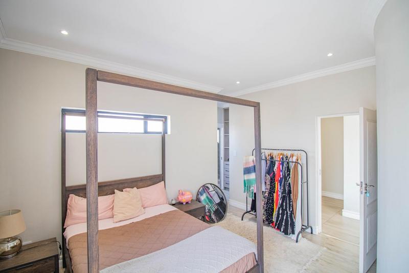 4 Bedroom Property for Sale in Blue Valley Golf Estate Gauteng