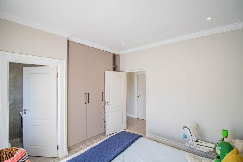 4 Bedroom Property for Sale in Blue Valley Golf Estate Gauteng