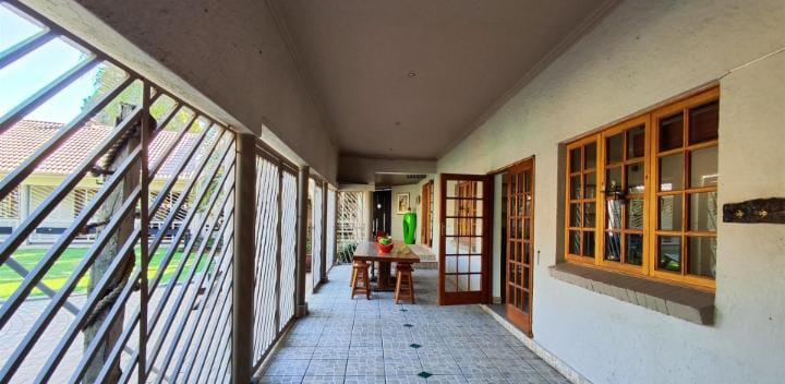 4 Bedroom Property for Sale in Van Riebeeck Park Gauteng