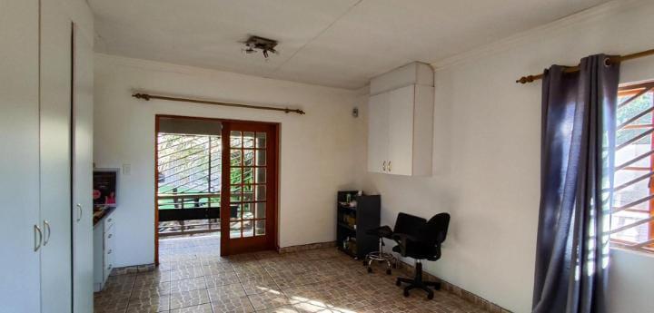 4 Bedroom Property for Sale in Van Riebeeck Park Gauteng