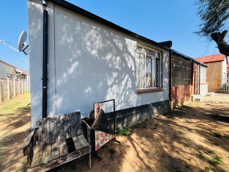 6 Bedroom Property for Sale in Benoni Central Gauteng
