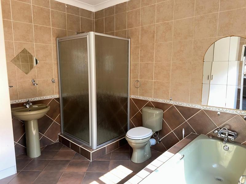 4 Bedroom Property for Sale in Marlands Gauteng