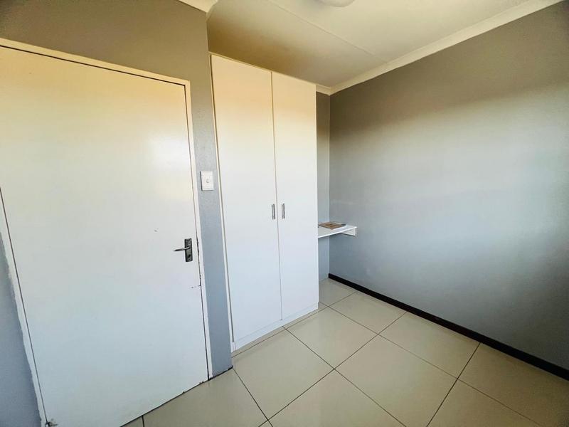 3 Bedroom Property for Sale in Vorna Valley Gauteng