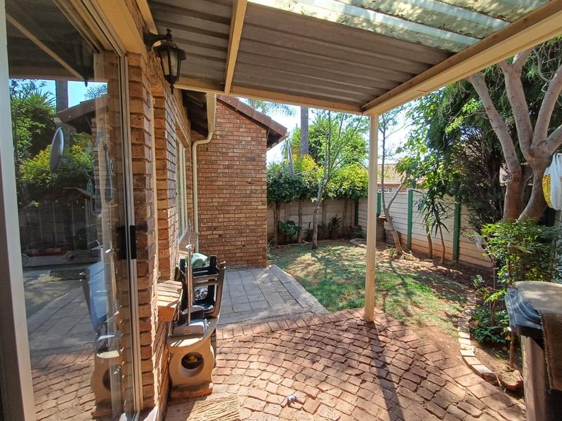 2 Bedroom Property for Sale in Centurion Gauteng