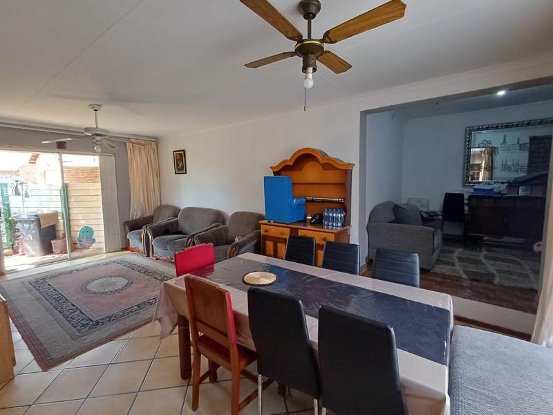 2 Bedroom Property for Sale in Centurion Gauteng