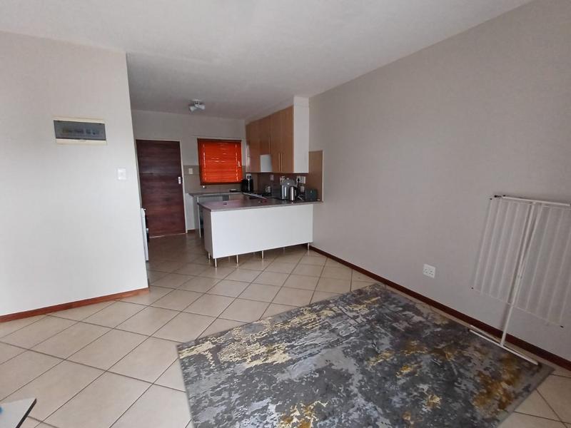 2 Bedroom Property for Sale in Monavoni Gauteng