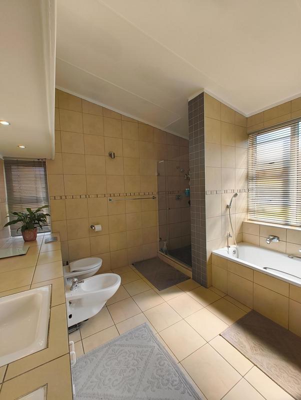 4 Bedroom Property for Sale in Menlo Park Gauteng