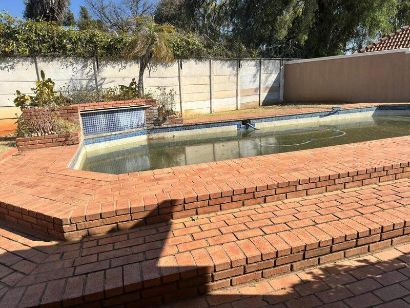 To Let 3 Bedroom Property for Rent in Eldoraigne Gauteng