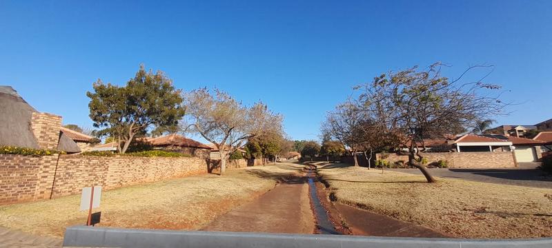 To Let 3 Bedroom Property for Rent in Eldoraigne Gauteng