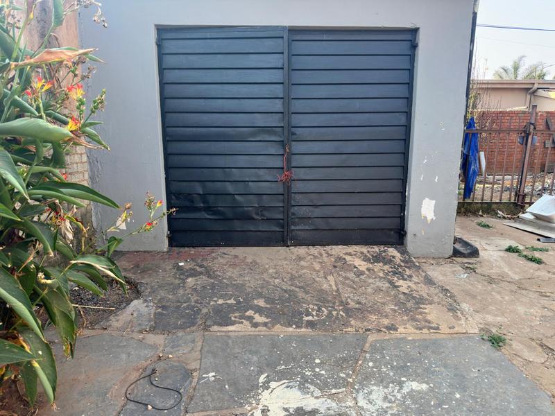 To Let 2 Bedroom Property for Rent in Laudium Gauteng