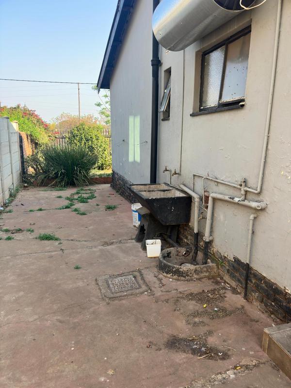 To Let 2 Bedroom Property for Rent in Laudium Gauteng