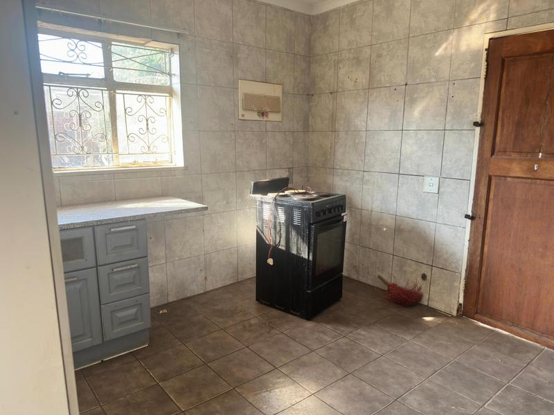 To Let 2 Bedroom Property for Rent in Laudium Gauteng