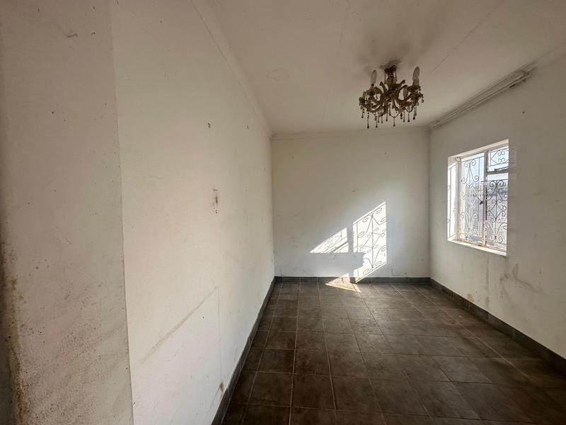 To Let 2 Bedroom Property for Rent in Laudium Gauteng