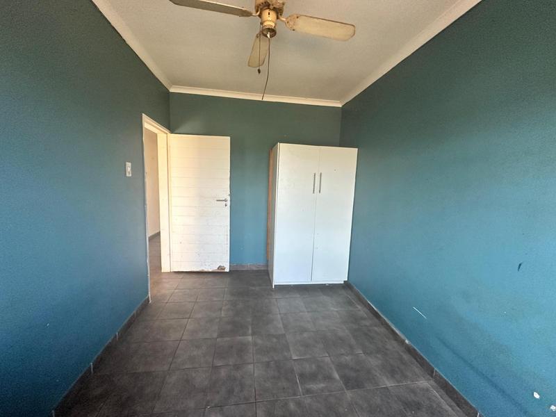 To Let 2 Bedroom Property for Rent in Laudium Gauteng