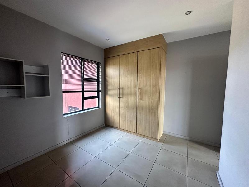 To Let 2 Bedroom Property for Rent in Rooihuiskraal North Gauteng