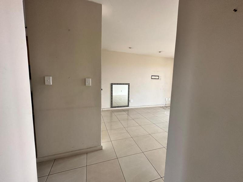 To Let 2 Bedroom Property for Rent in Rooihuiskraal North Gauteng