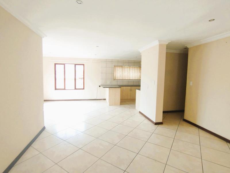 3 Bedroom Property for Sale in Dayanglen Gauteng