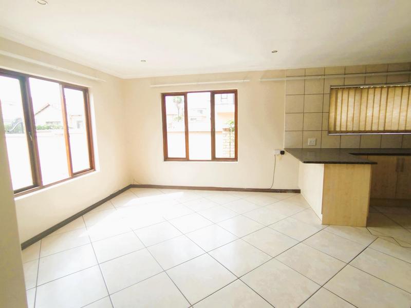 3 Bedroom Property for Sale in Dayanglen Gauteng