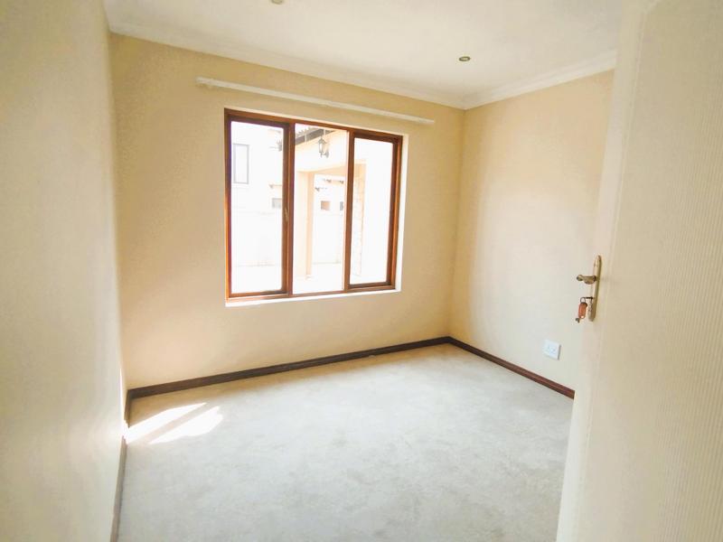 3 Bedroom Property for Sale in Dayanglen Gauteng
