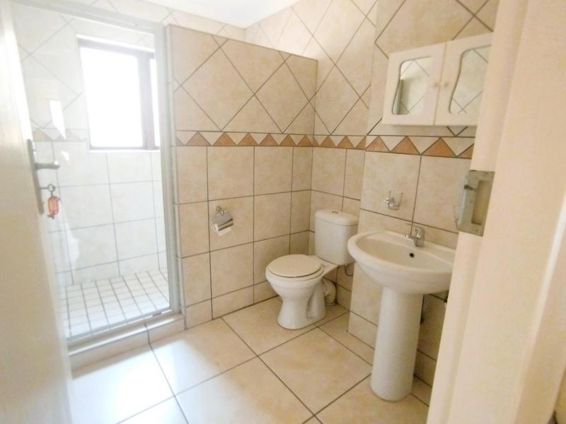 3 Bedroom Property for Sale in Dayanglen Gauteng