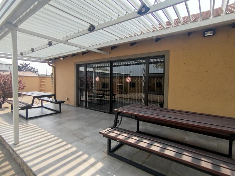 3 Bedroom Property for Sale in Dayanglen Gauteng